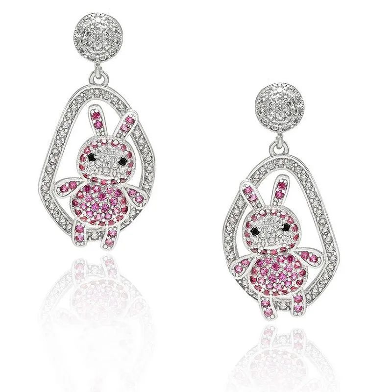 かわいいウサギのアニマルイヤリング