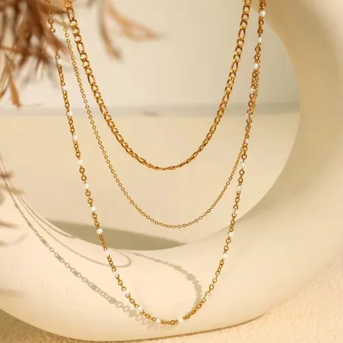 色を失わないネックレスジュエリー