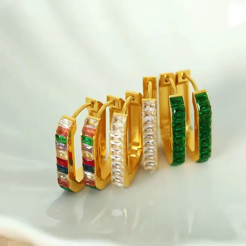 ステンレススチールの幾何学的なイヤリング